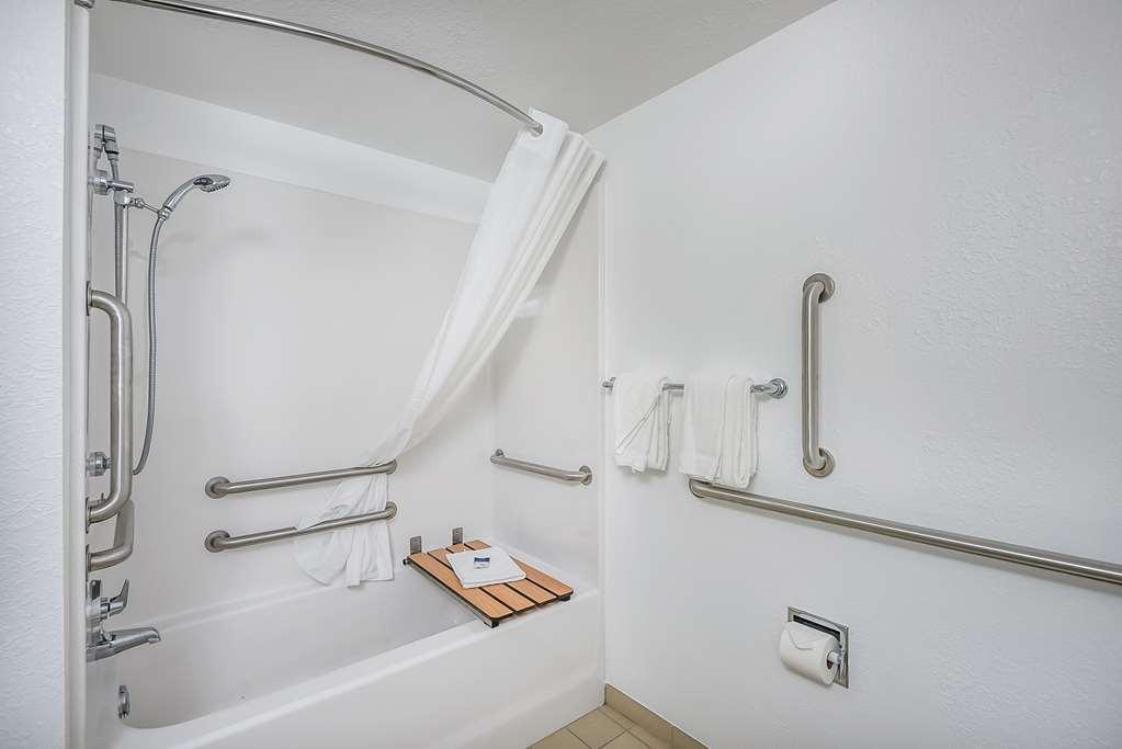 Americas Best Value Inn East Peoria Zimmer foto