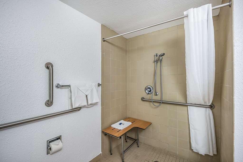 Americas Best Value Inn East Peoria Zimmer foto