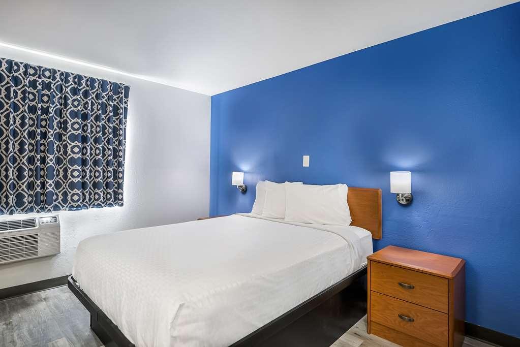Americas Best Value Inn East Peoria Zimmer foto